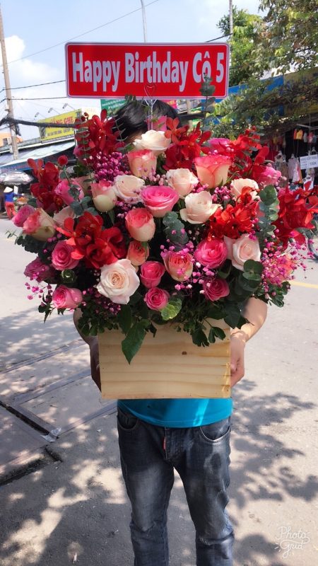Hoàng Nguyên Flowers