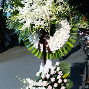 ĐỊA CHỈ BÁN HOA CHIA BUỒN TẠI TP HỒ CHÍ MINH